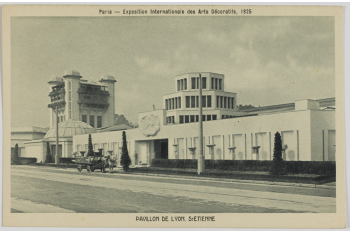 Pavillon "Lyon-Saint-Etienne". Tony Garnier (architecte). Paris, Exposition internationale des Arts décoratifs et industriels modernes, 1925. / Collections Roger-Viollet / BHVP