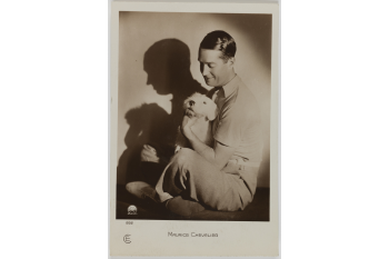Maurice Chevalier (1888-1972), chanteur, acteur et parolier français / Collections Roger-Viollet / BHVP